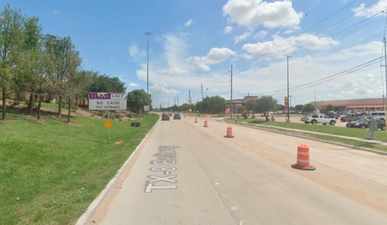 Male Driver Killed and Female Passenger Injured in Houston Parkway Crash as HPD Investigates