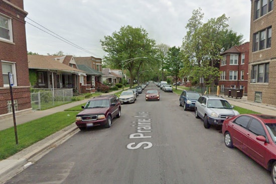 Man Fatally Shot in Chicago's Greater Grand Crossing; Police Seek Witnesses