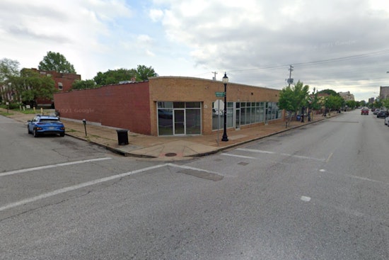 Man Robbed at Gunpoint in Gravois Park After Arranging Meetup via Dating App as St. Louis Police Seek Information