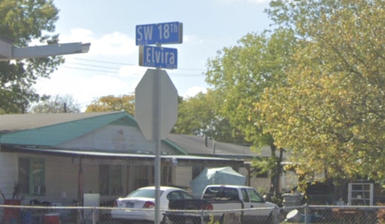 Man Shot in Leg Outside Home in San Antonio's West Side, Police Seek Suspect