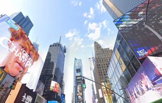 Manhattan Expects Sunny Skies and Mild Temperatures