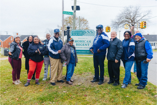 Mayor Duggan Unveils First in Series of Customized Gateway Signs for Detroit Neighborhoods