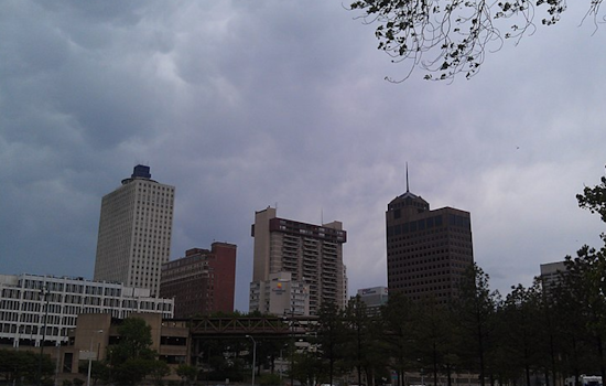 Memphis Braces for Showers and Thunderstorms, Mild Temperatures Persist into Mid-November