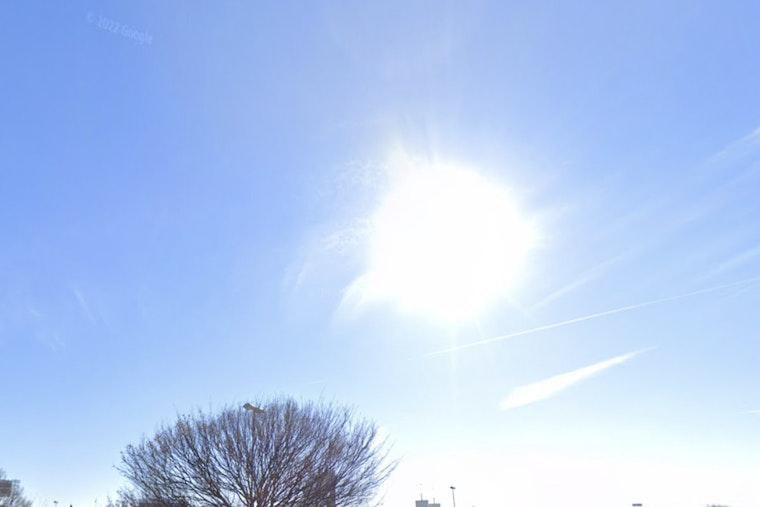 Memphis Braces for Sunny Skies and Rising Winds with Showers and Thunderstorms Ahead