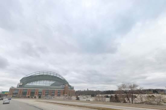 Milwaukee Braces for Cold Snap as Flurries and Mid-Teen Temperatures Approach
