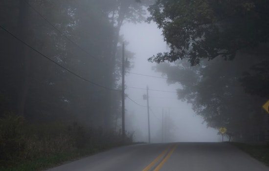 Milwaukee Shrouded in Fog, Commuters Urged to Exercise Caution During Travel
