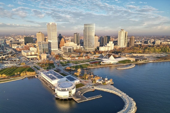 Milwaukee Weather Update: Sunny Days and Weekend Showers on the Horizon