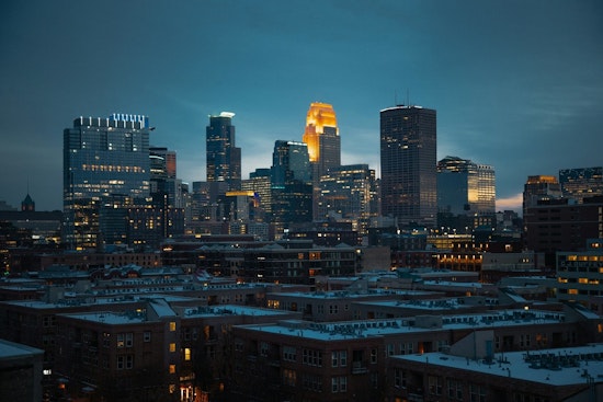 Minneapolis Braces for Rainy Start to Week with Thunderstorms and Fog, Clearer Skies Ahead