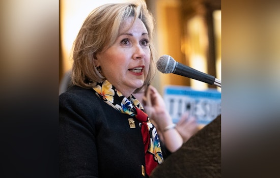 Minnesota First Lady Gwen Walz Joins Campaign Blitz in Grand Rapids Ahead of Michigan’s Voting Finale