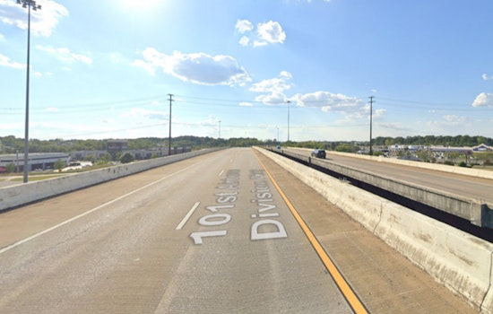 Morning Commute Disrupted: Multi-Vehicle Collision Closes Major Clarksville Roadway