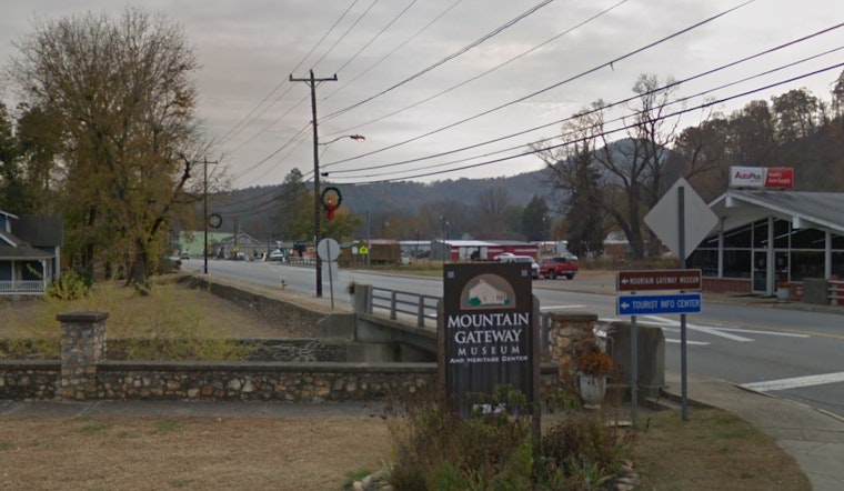 Mountain Gateway Museum Hosts Festive Open House Ahead of Old Fort's Annual Christmas Parade
