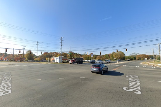 Multiple Injuries Reported in North Charlotte Multi-Vehicle Crash, Traffic Disrupted on Beatties Ford Road