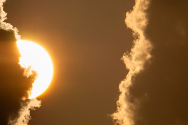 Nashville Braces for Mixed Skies and Thunderstorm Chance, NWS Reports
