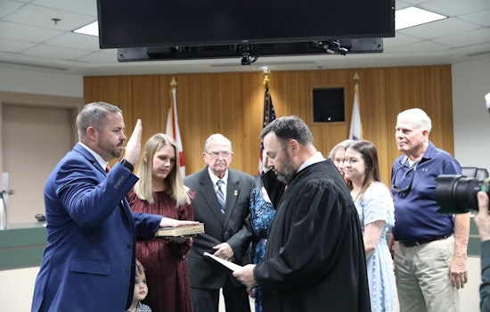 New and Returning Commissioners Take Oath of Office in Clay County