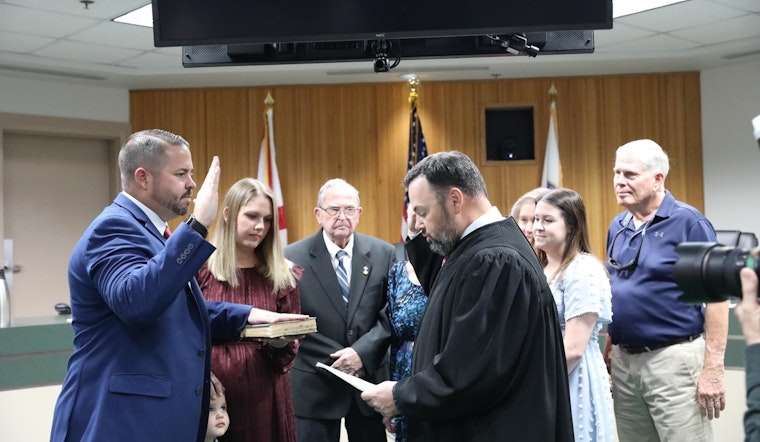 New and Returning Commissioners Take Oath of Office in Clay County