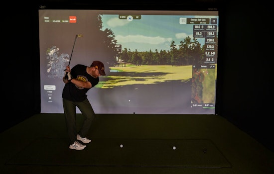 New Indoor Golf Simulators Open at Columbia Golf Course in Minneapolis for Year-Round Tee Times