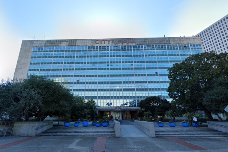 New Orleans City Council Votes to Ban Mylar Balloon Releases Amid Power Outage Concerns