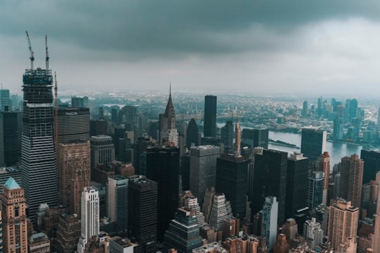 New York Braces for Wet Thanksgiving as Rain Douses the City, Clear Skies Expected Post-Holiday