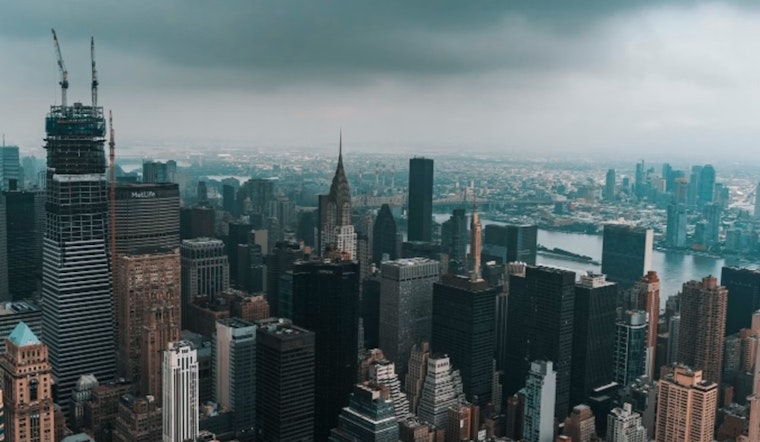 New York Braces for Wet Thanksgiving as Rain Douses the City, Clear Skies Expected Post-Holiday