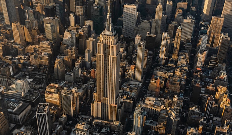New York City Braces for Week of Mixed Weather: Chilly Mornings Turn to Warm Afternoons with No Severe Disruptions Expected
