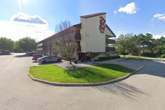 New York Couple Charged with Child Endangerment After Toddler Found in Critical Condition at Summit County Red Roof Inn