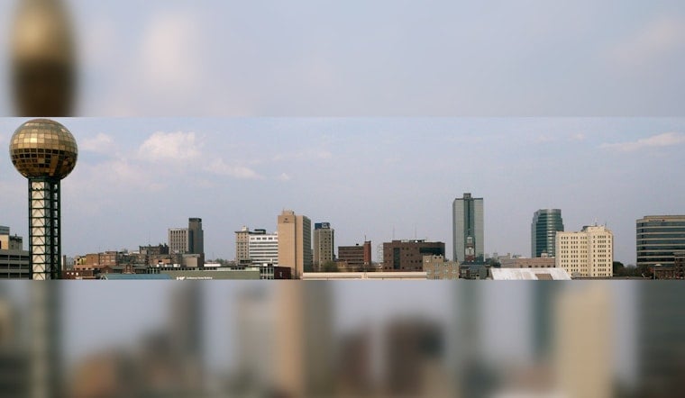 NWS Predict Sun, Showers, and Temperature Swings for Knoxville