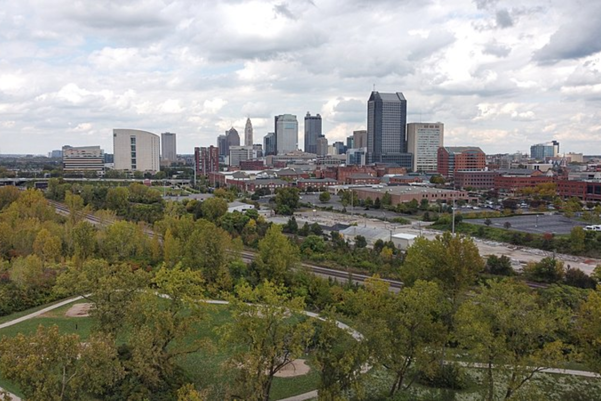 Ohio's Weather Whirlwind: Mild Days Ahead with Frosty Twist, NWS