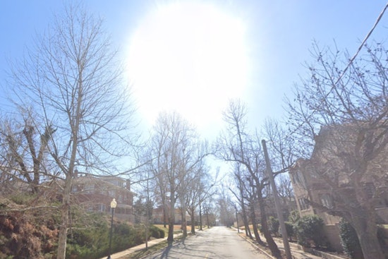 Oklahoma City Basks in Sunny Skies with Favorable Weather Ahead, NWS Forecasts Mild Temperatures