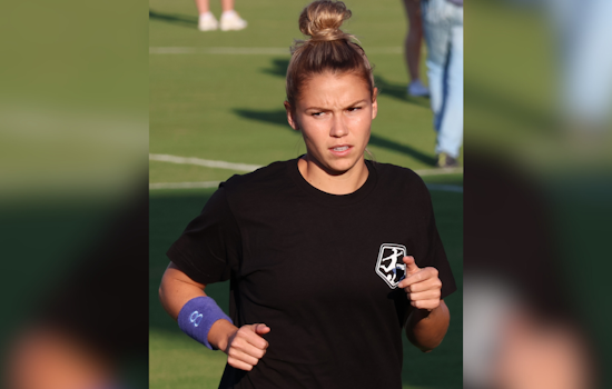 Orlando Pride Star Carrie Lawrence Bows Out, Retires from Professional Soccer After Decorated Career