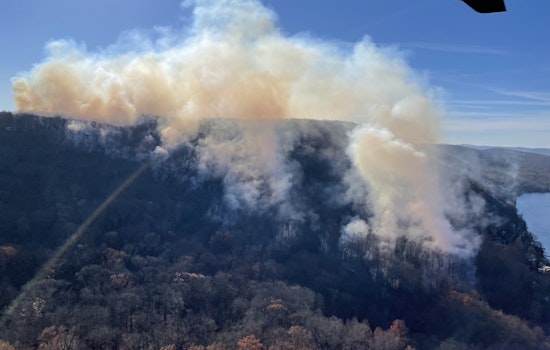 Over 100 Households near NY-NJ Border Urged to Evacuate Amid Expanding Jennings Creek Wildfire, Community Mourns Fallen Firefighter