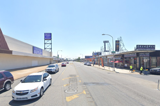 Philadelphia Smoke Shop Worker Shot During Robbery, Police Seek Suspect in Black Jeep