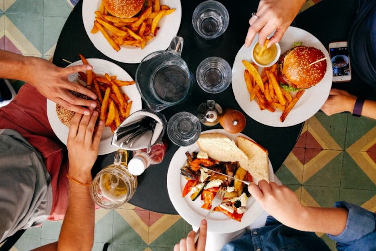 Phoenix and Upstate South Carolina Restaurants Plagued by Maggots, Mold, and Unsafe Food Practices