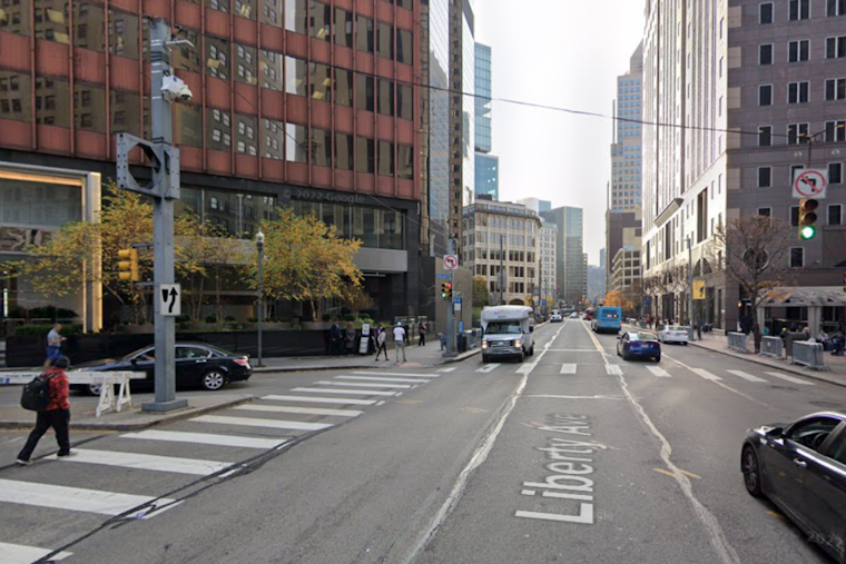 Pittsburgh Police Investigate Downtown Stabbing, Victim in Critical Condition