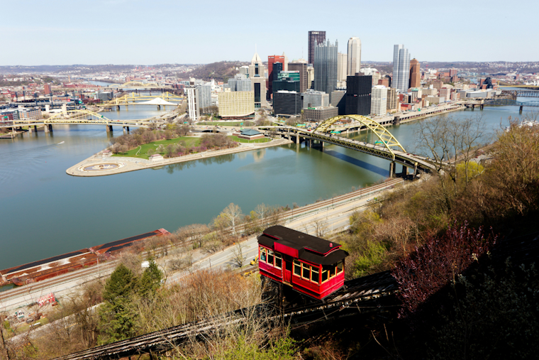Pittsburgh Welcomes Seasonable Weather and Clear Skies This Weekend