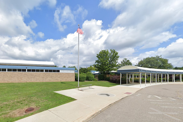 Police Clear Man After Investigation of Suspicious Approach to Bloomfield Township Middle School Students