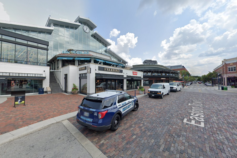 Police Manhunt Underway for Suspects After Armed Carjacking at Easton Town Center in Columbus