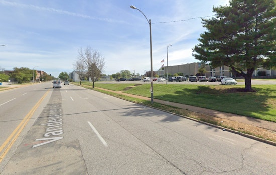 Police Investigating Late-Night Robbery at Midtown St. Louis QuikTrip, Armed Suspects at Large
