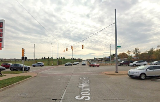 Pontiac Teen Killed, Four Injured in Early Morning Rollover Crash on Detroit's Southfield Freeway