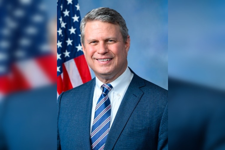 Rep. Bill Huizenga Secures Eighth Term in Michigan's 4th District Amidst National Conservative Shift