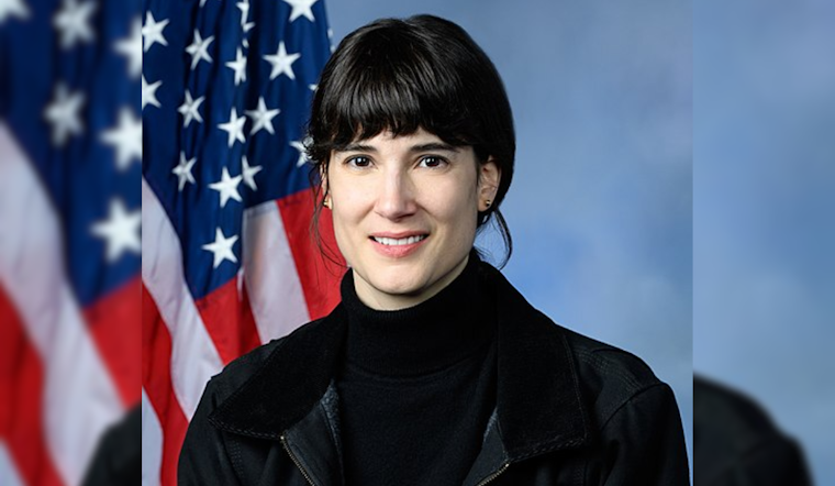 Rep. Marie Gluesenkamp Perez Takes Initial Lead in High-Stakes 3rd District Race in Washington