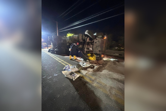 Road Closure in Washington County, Overturned Garbage Truck Causes Traffic Chaos and Hazardous Spill on State Route 88