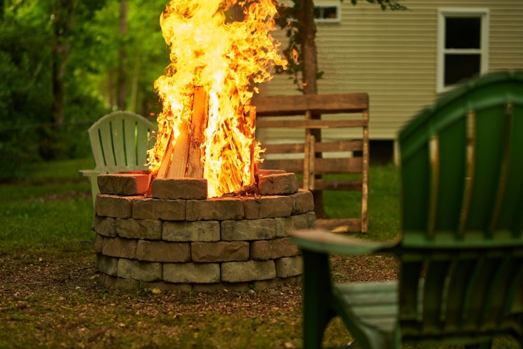 Saint Paul Embraces Seasonal Shift with Final Fall Bonfire and Prep for Winter Events