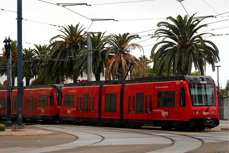 San Diego MTS Announces Thanksgiving Day Schedule Changes, "Friends Ride Free" Offer for Holiday Commuters