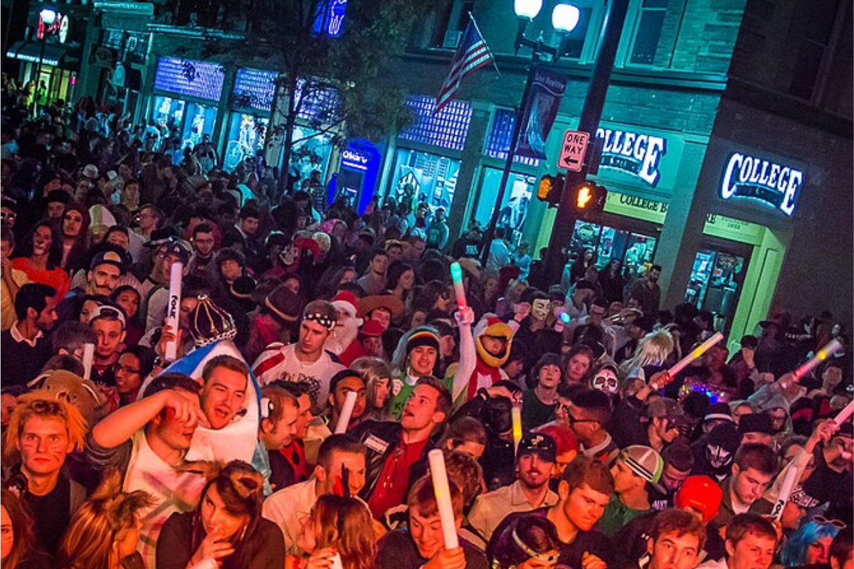 San Francisco's "Nightmare on Front Street" Halloween Bash Revives