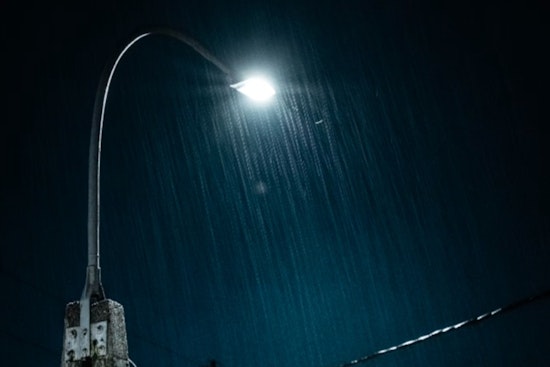 Scattered Showers and Strong Winds to Sweep Through Indianapolis, Calmer Weather Ahead