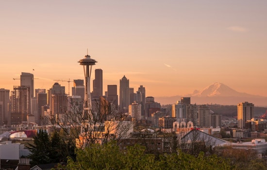 Seattle Hit by Wind Advisory Amidst Forecasted Showers; NWS Cautions Against Power Outages and Falling Debris