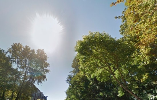 Seattle Showers Set to Subside Today, with Sun Glimpses Forecasted for Midweek