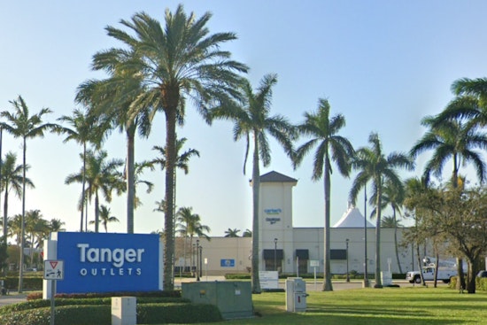 Sephora to Open at Tanger Outlets Palm Beach, Offers Promotional Giveaway for Holiday Shoppers