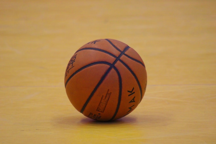 Spurs Triumph Over Jazz 126-118 in Spectacular Comeback Despite Absence of Wembanyama and Vassell