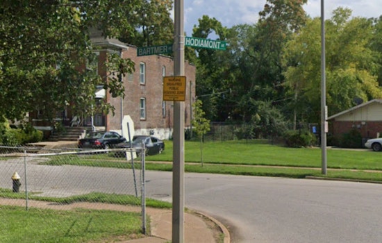 St. Louis Man Victim of Early Morning Carjacking at Gunpoint in West End